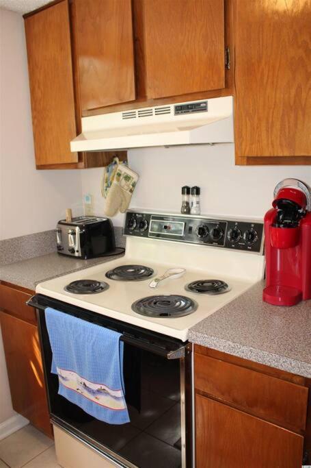 2Br Shore Dr Area: Queen: Pool: Grill: Beach: Ocean Annie'S: M28 Myrtle Beach Eksteriør billede